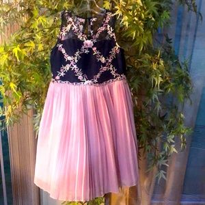 Girls party dress for special occasions. Very comfortable.